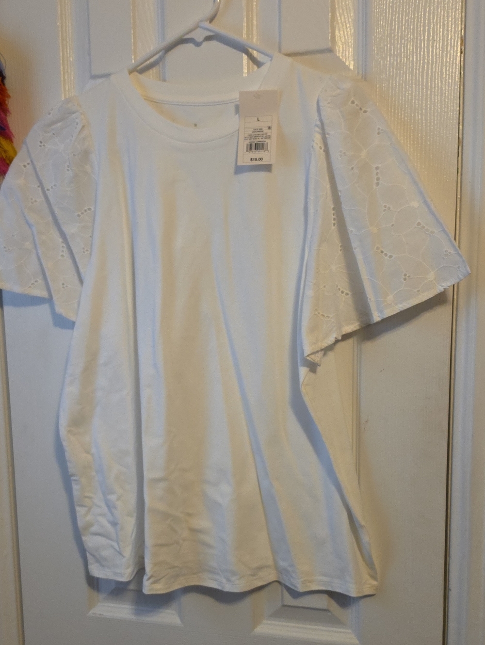 NWT Women's White Eyelet Flutter Sleeve Feminine Chic Top